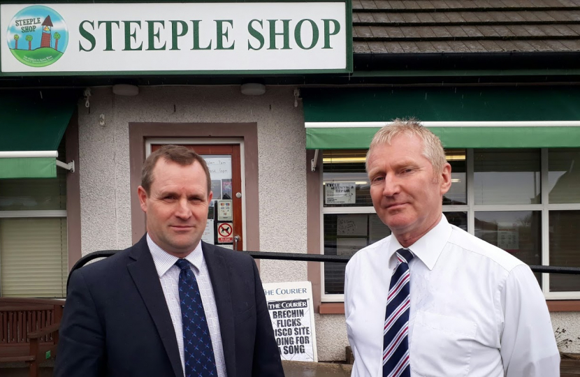 Mearns candidates, Jeff Hutchison and George Carr