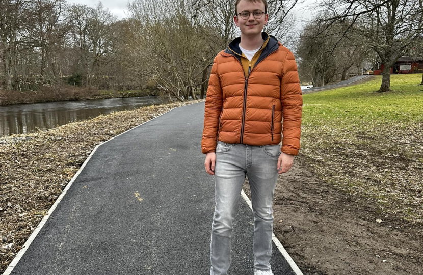 Councillor Sam Payne Visits the newly redeveloped Kemnay Riverside Path