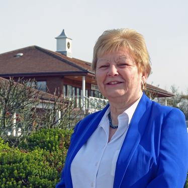 Cllr Shirley Burnett